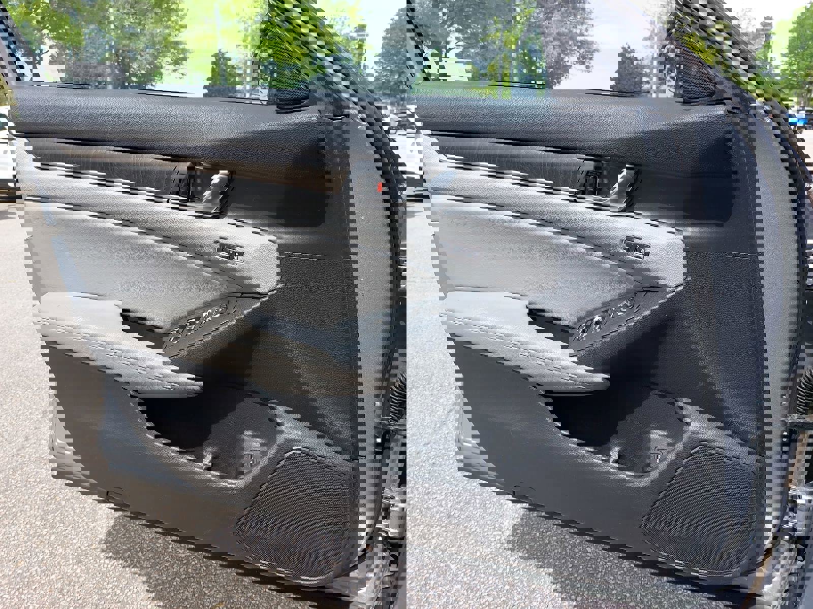 Used 2018 Honda Accord EX-L image 26