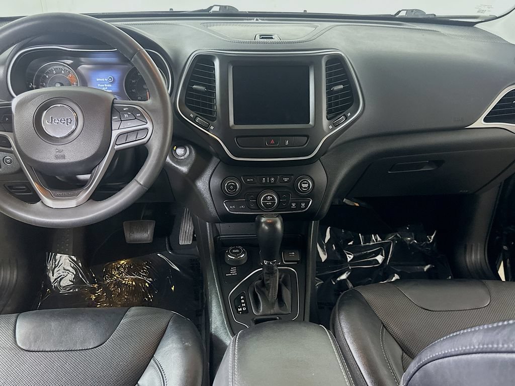 Used 2022 Jeep Cherokee Latitude Lux w/ Sun & Sound Group AWD/4WD image 18