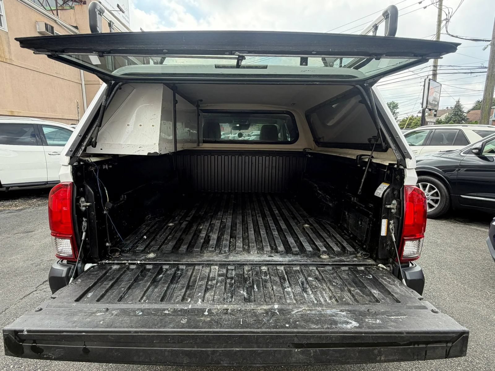 Used 2019 Toyota Tacoma SR RWD image 19