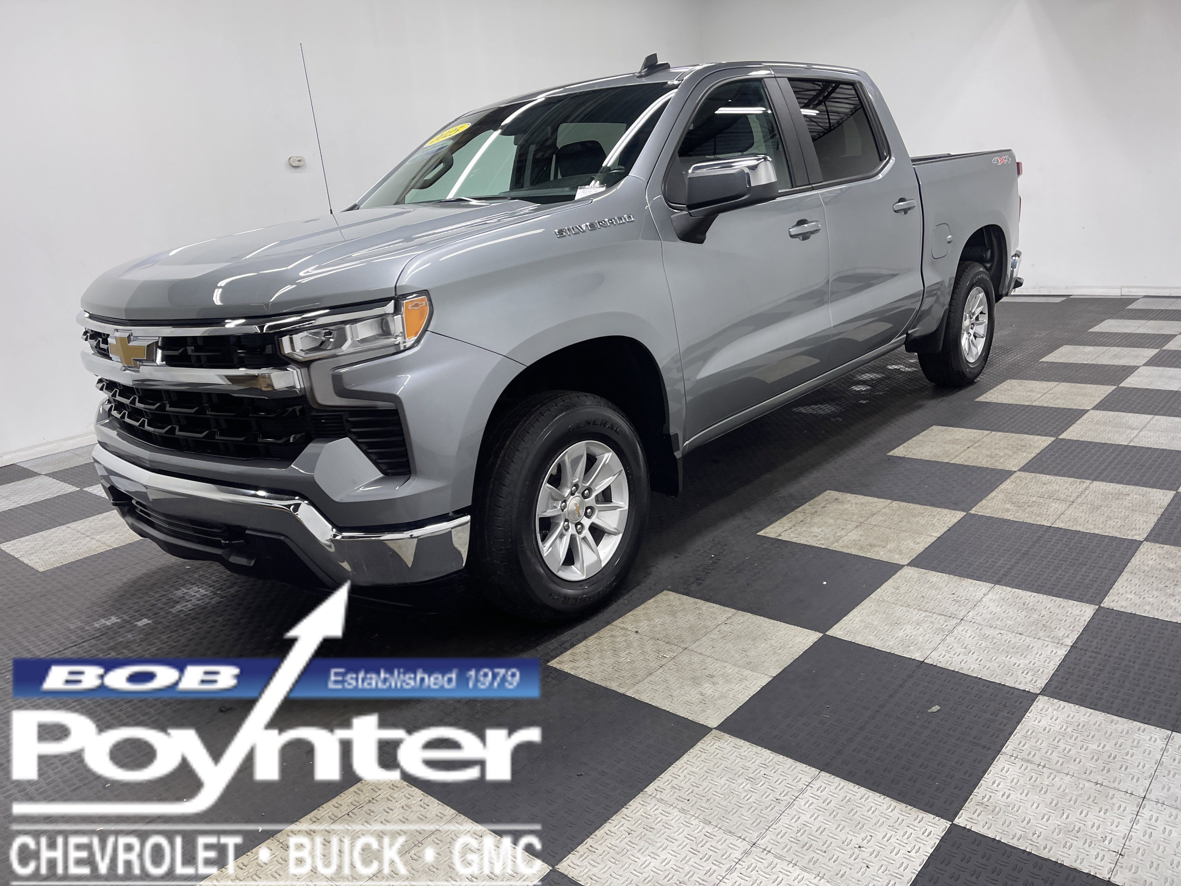 Used 2025 Chevrolet Silverado 1500 LT