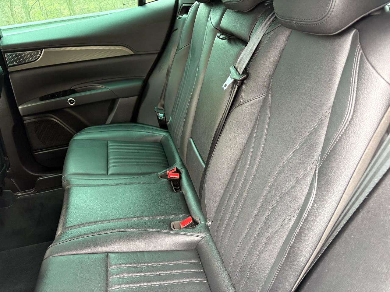 Used 2024 Maserati Grecale GT image 18