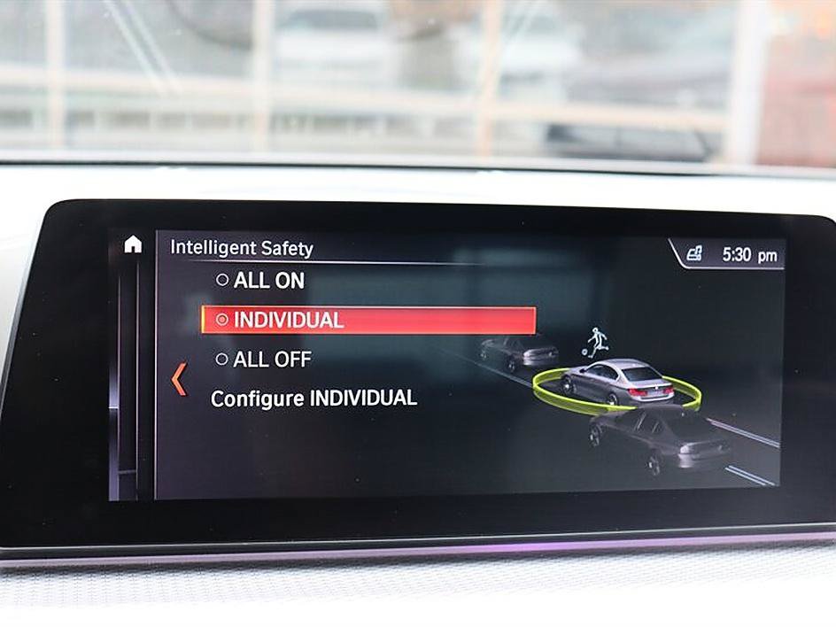 Used 2019 BMW M550i xDrive w/ Premium Package 2 AWD/4WD image 28