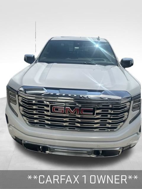 Used 2024 GMC Sierra 1500 Denali w/ Denali Reserve Package AWD/4WD image 2