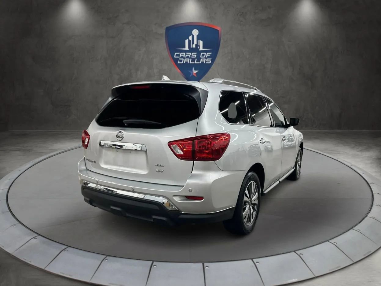 Used 2019 Nissan Pathfinder SV image 5