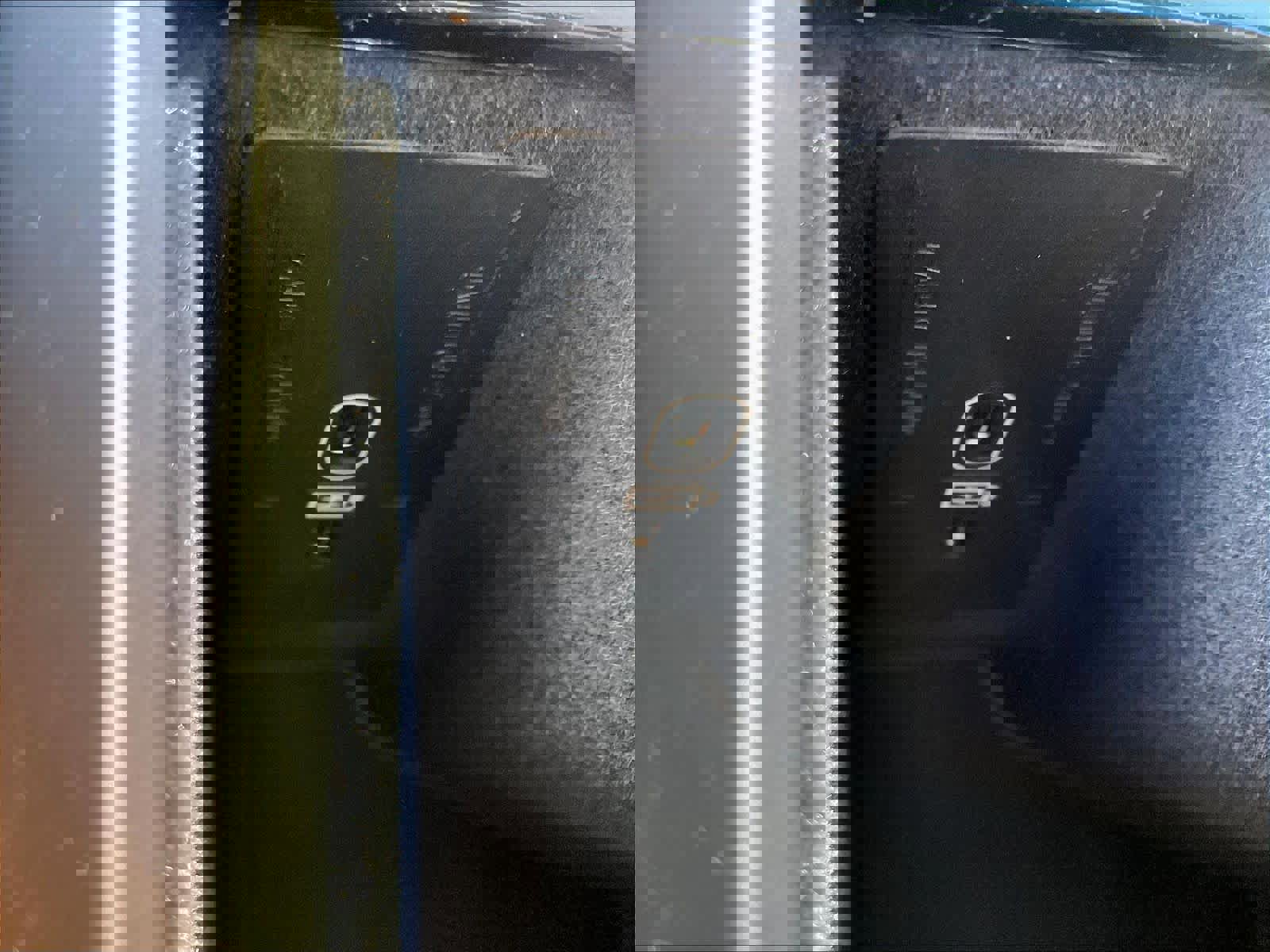 New 2026 Volvo XC60 B5 Plus w/ Protection Package Premier image 23