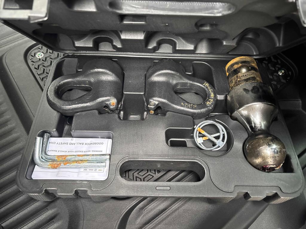 Used 2025 GMC Sierra 2500 AT4 w/ AT4 Premium Plus Package image 38