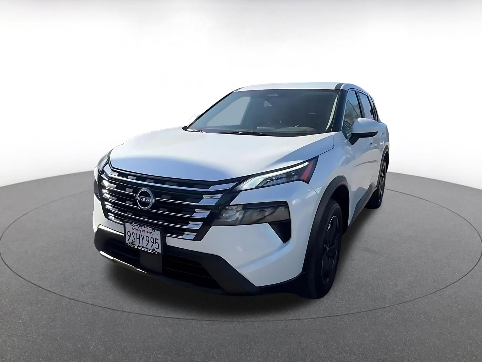 Used 2025 Nissan Rogue SV FWD image 7