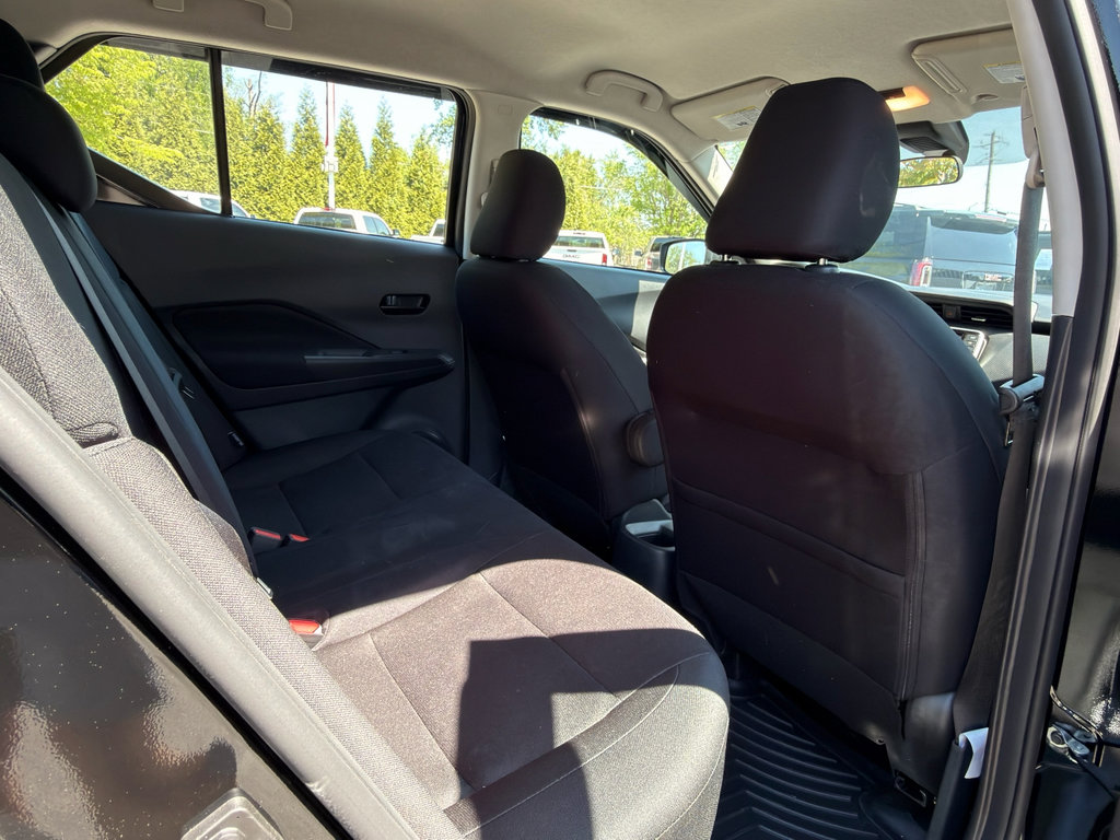 Certified 2025 Nissan Kicks Play S image 18