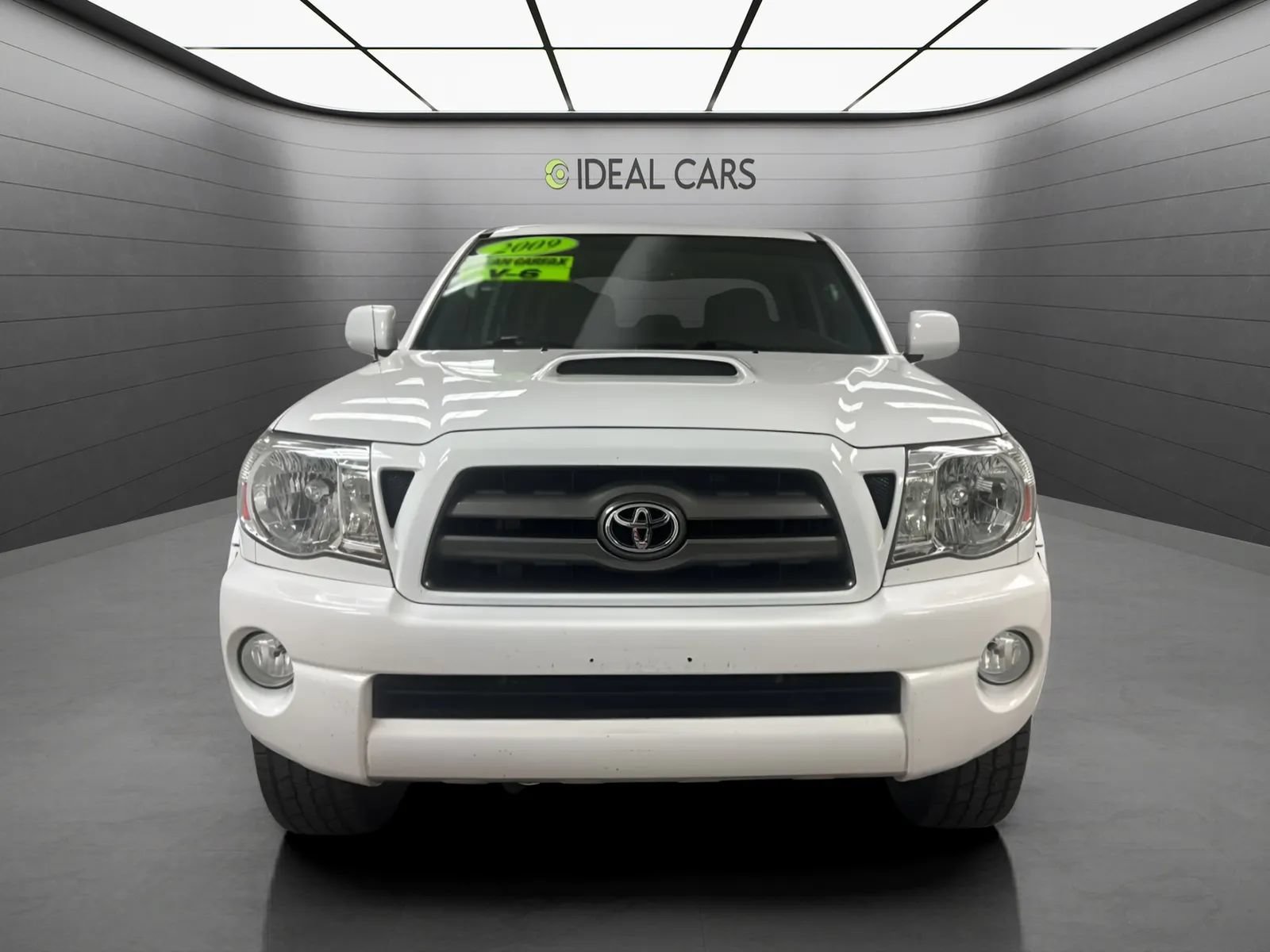 Used 2009 Toyota Tacoma PreRunner RWD image 2
