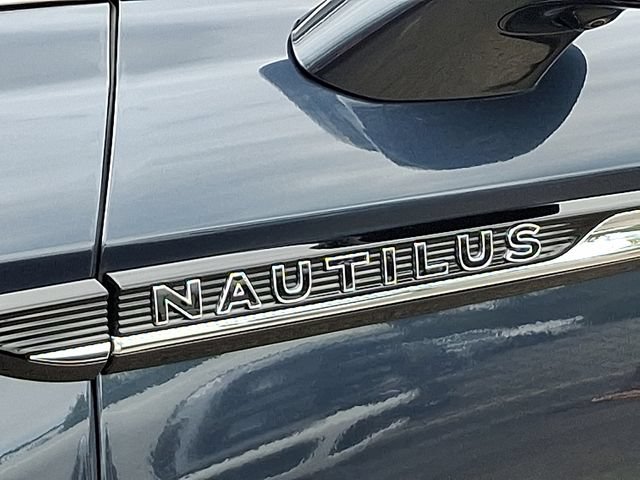 Certified 2023 Lincoln Nautilus Black Label AWD/4WD image 30