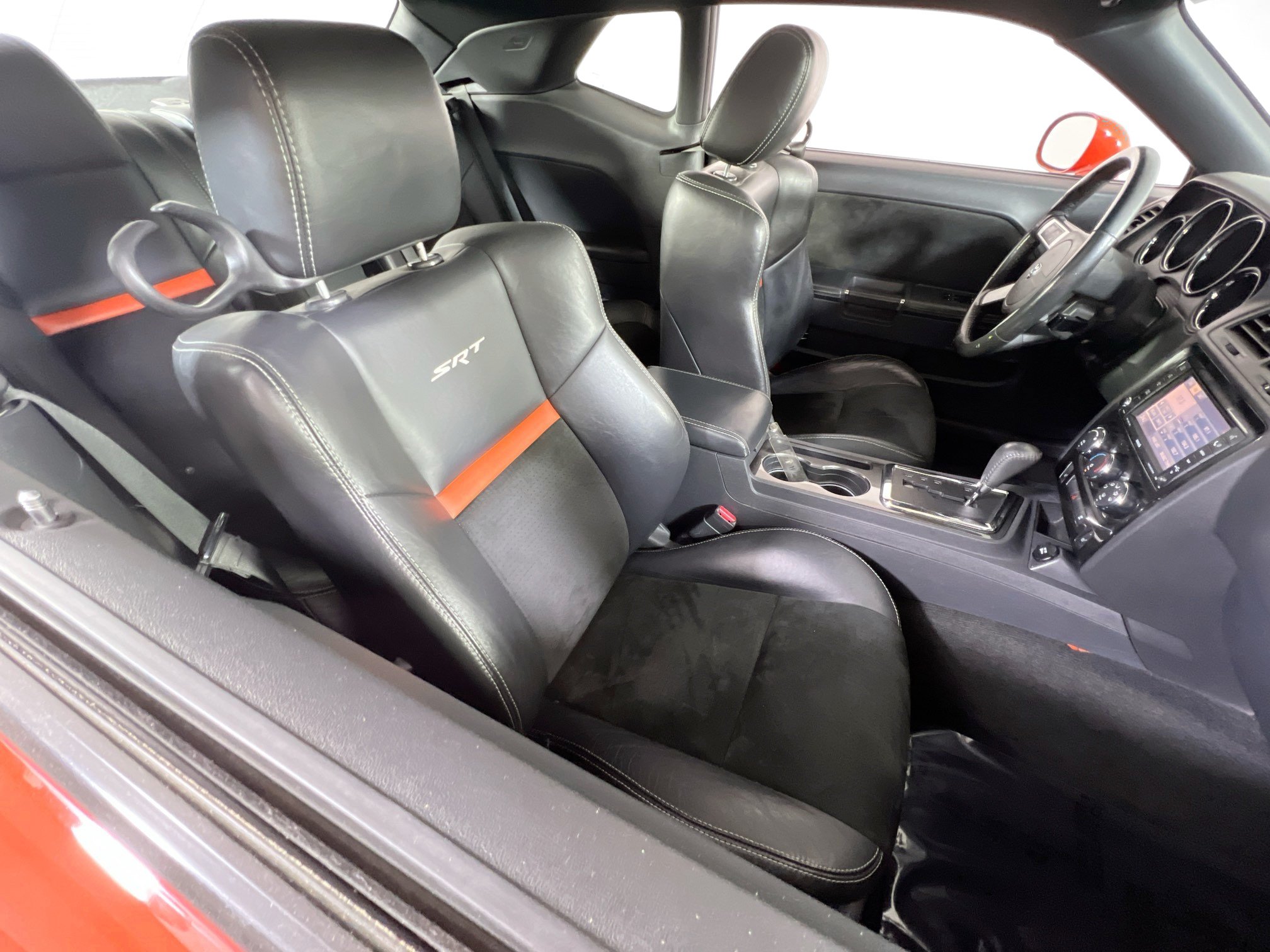 Used 2009 Dodge Challenger SRT8 RWD image 26