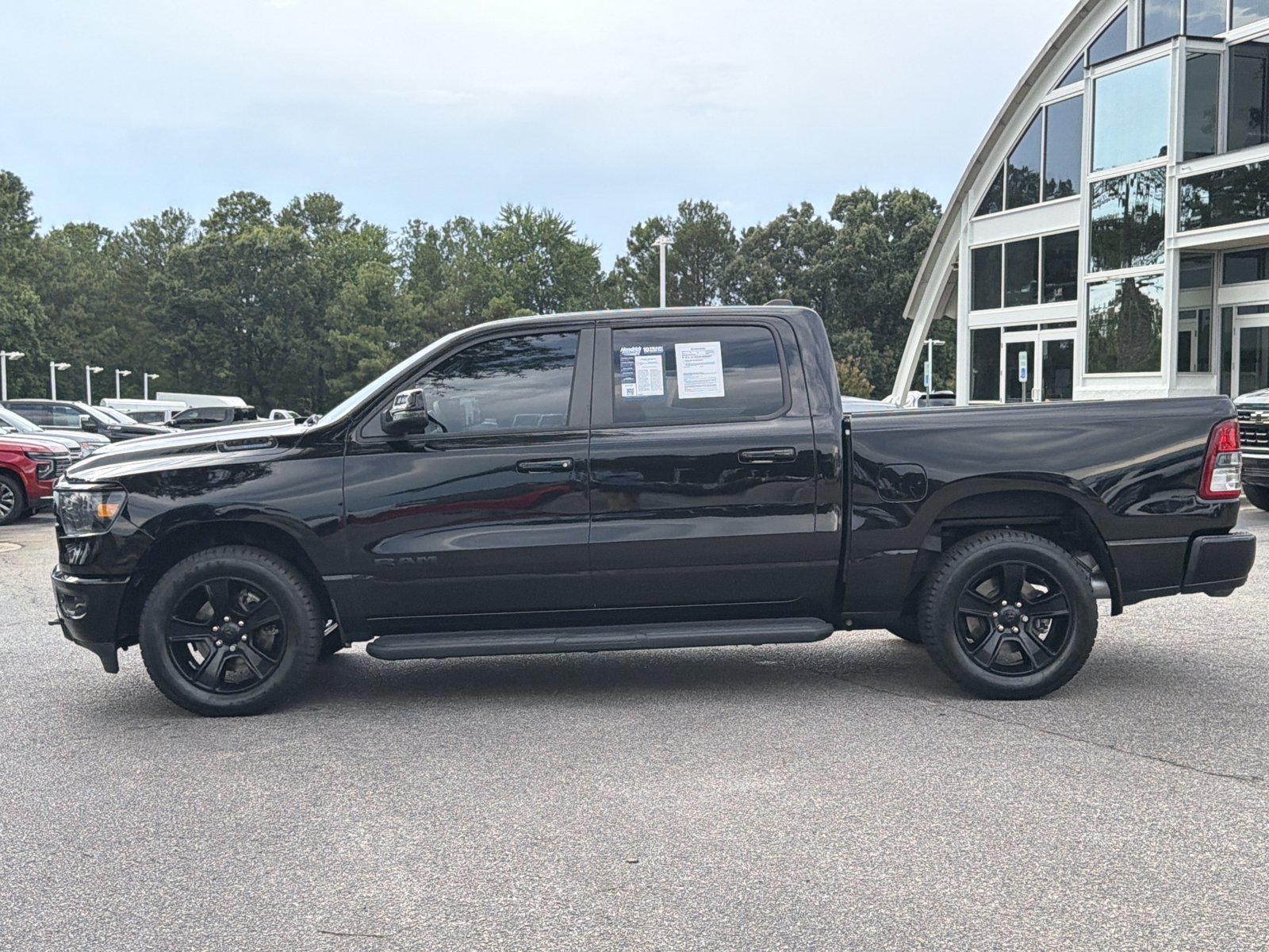 Used 2024 RAM 1500 Big Horn AWD/4WD image 9