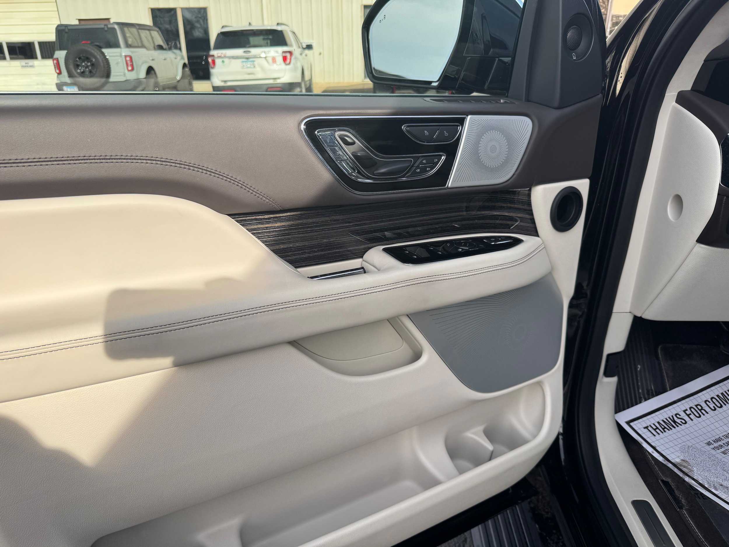 Used 2024 Lincoln Navigator L Black Label AWD/4WD image 13