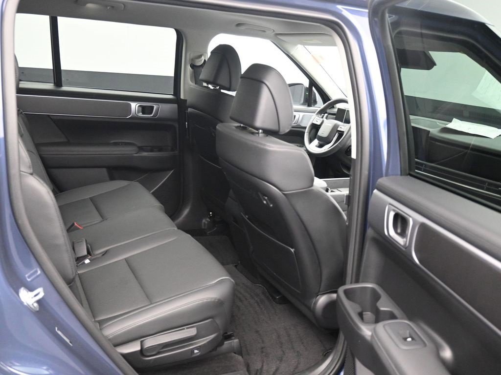 Used 2025 Hyundai Santa Fe XRT image 15