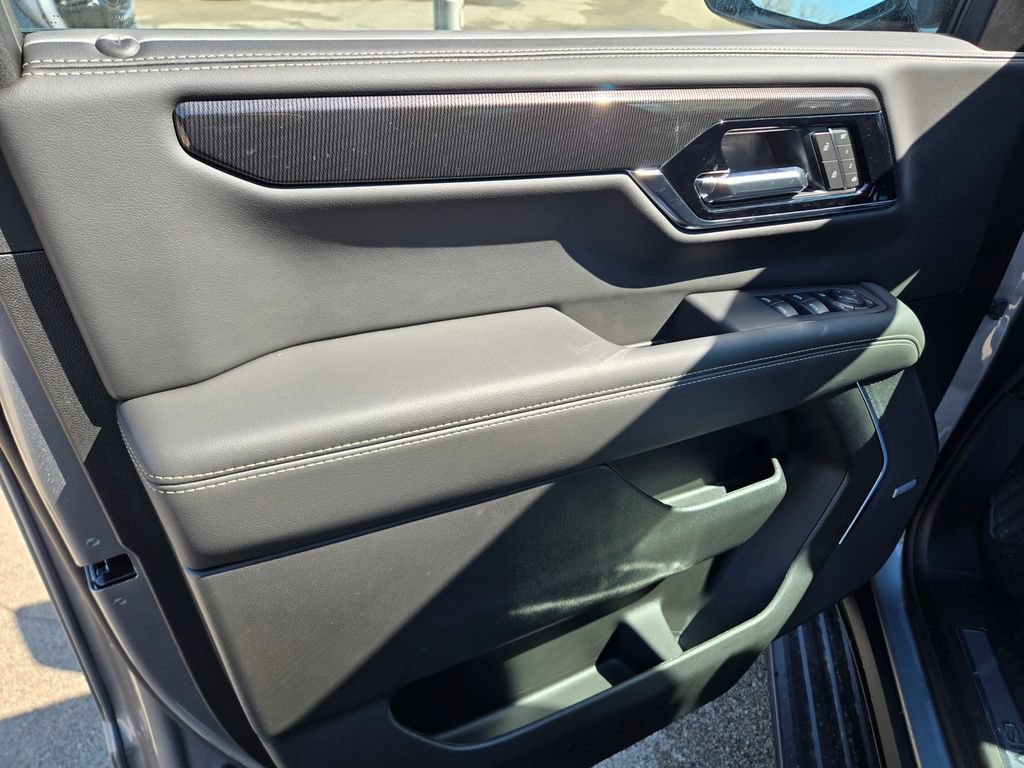 New 2026 GMC Yukon Elevation AWD/4WD image 27