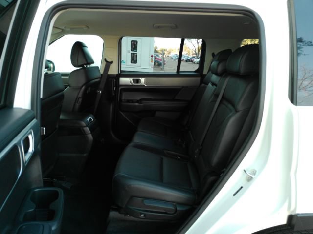 Used 2025 Hyundai Santa Fe SEL AWD/4WD image 19
