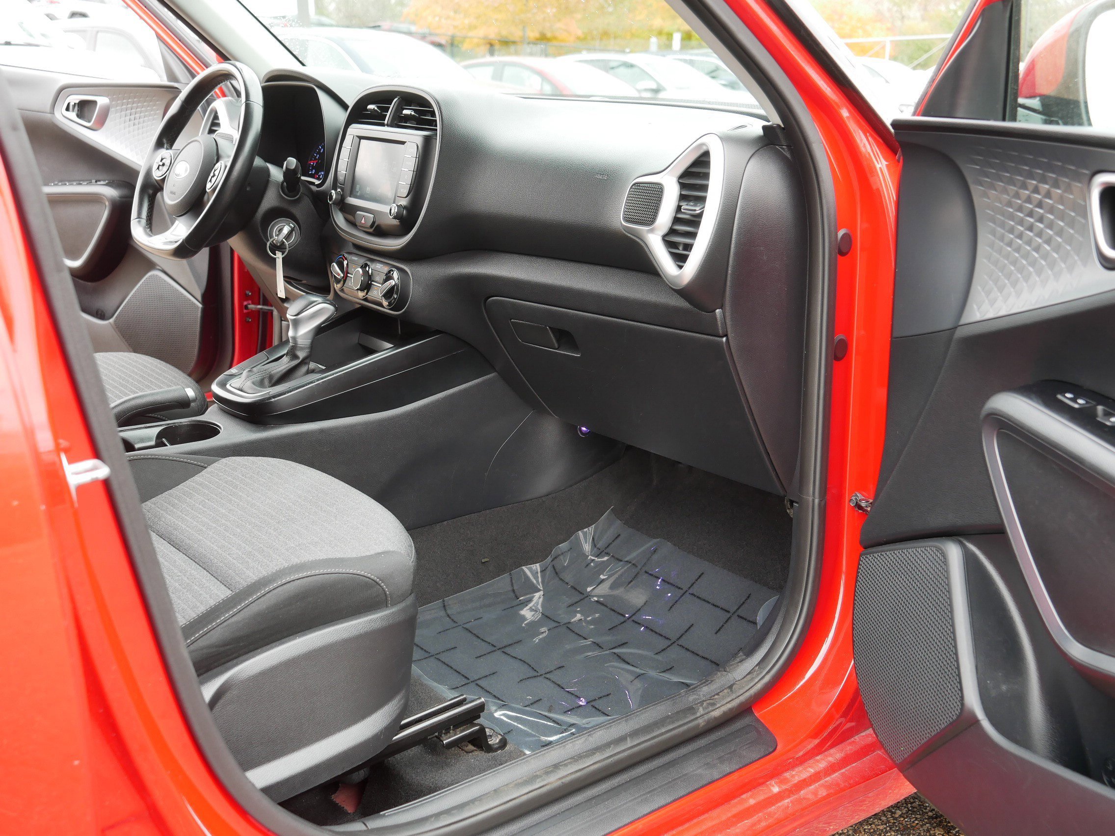 Used 2020 Kia Soul GT-Line FWD image 19