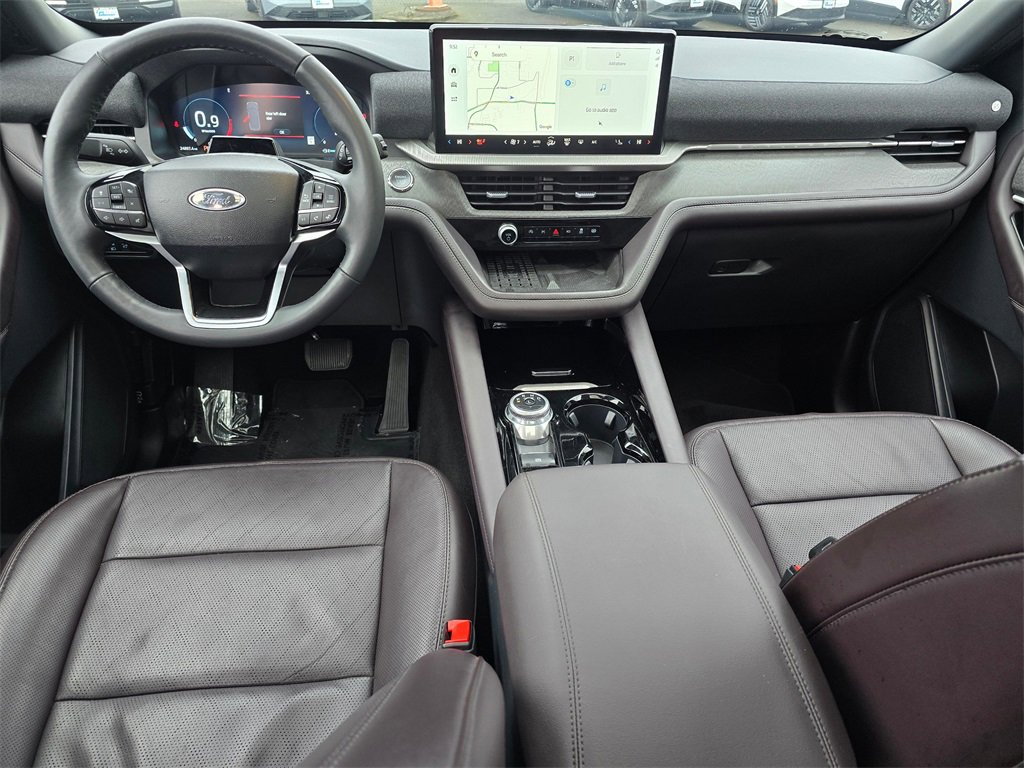 Used 2025 Ford Explorer Platinum image 19