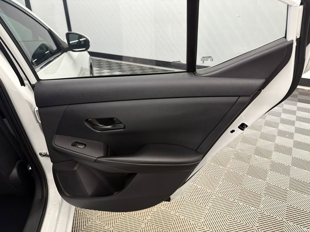 Used 2024 Nissan Sentra S image 17