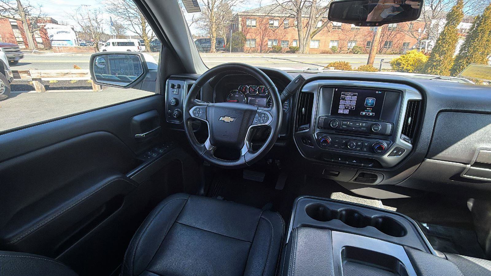 Used 2018 Chevrolet Silverado 1500 LT w/ All Star Edition image 27