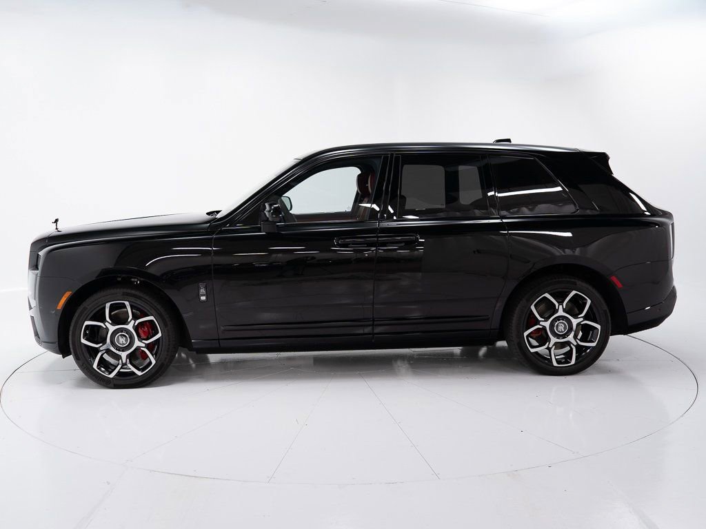Used 2025 Rolls-Royce Cullinan Black Badge w/ Leather Finishing Pack AWD/4WD image 2