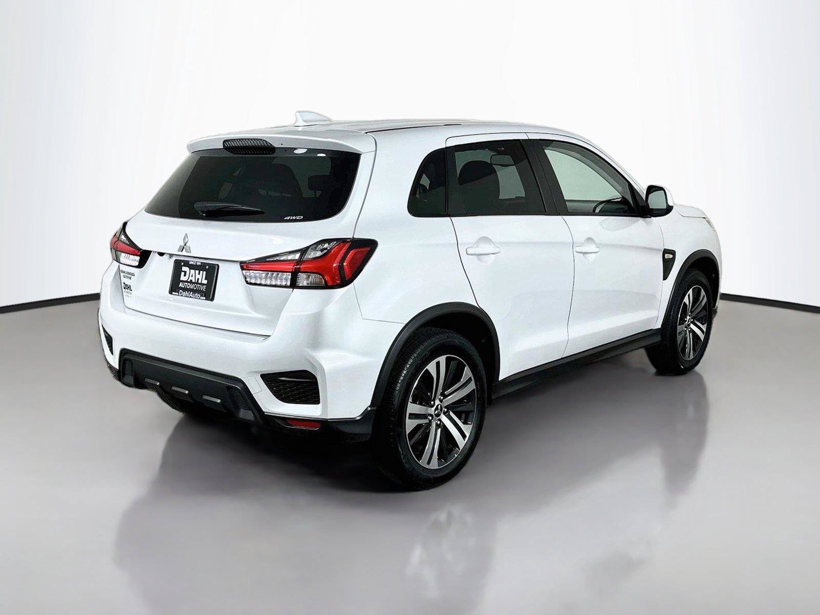 Used 2025 Mitsubishi Outlander Sport ES AWD/4WD image 13