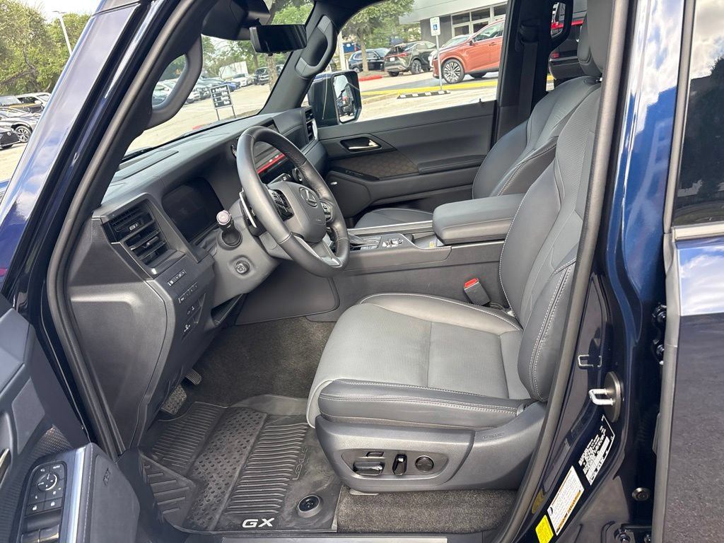 Certified 2025 Lexus GX 550 w/ Accessory Package (2T) AWD/4WD image 16