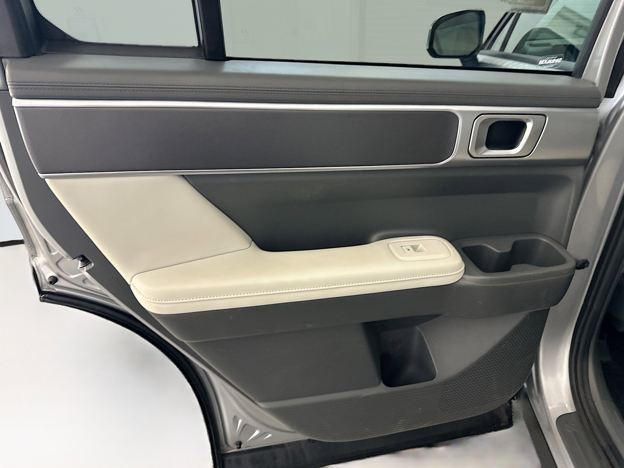 Used 2025 Hyundai Santa Fe SEL image 27