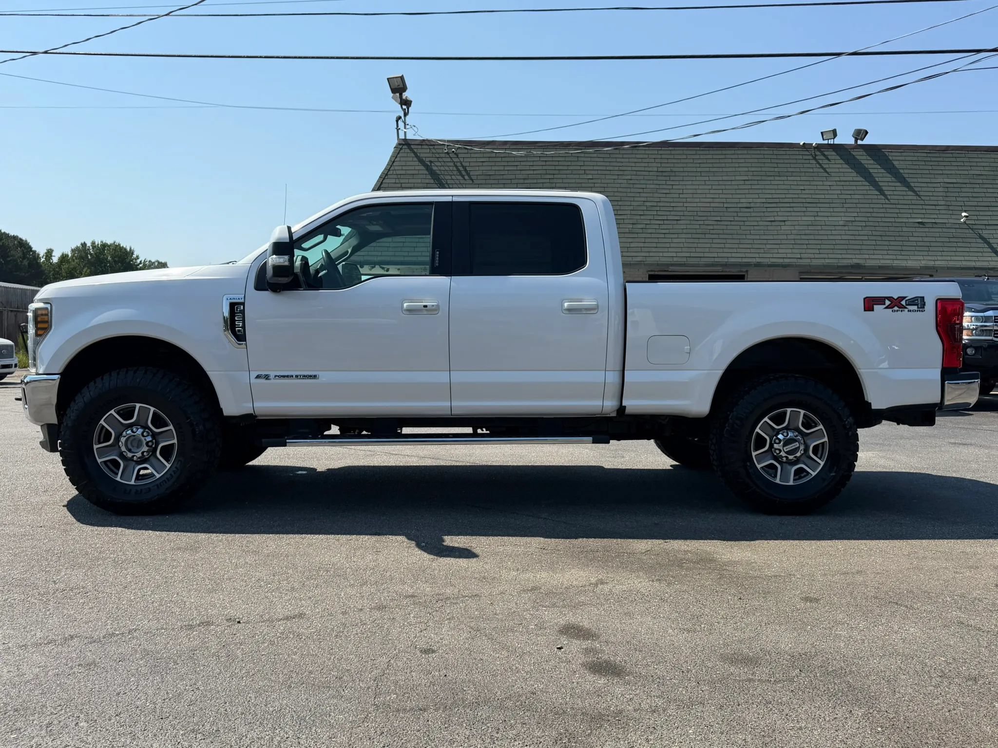 Used 2019 Ford F250 Lariat w/ Lariat Ultimate Package AWD/4WD image 8