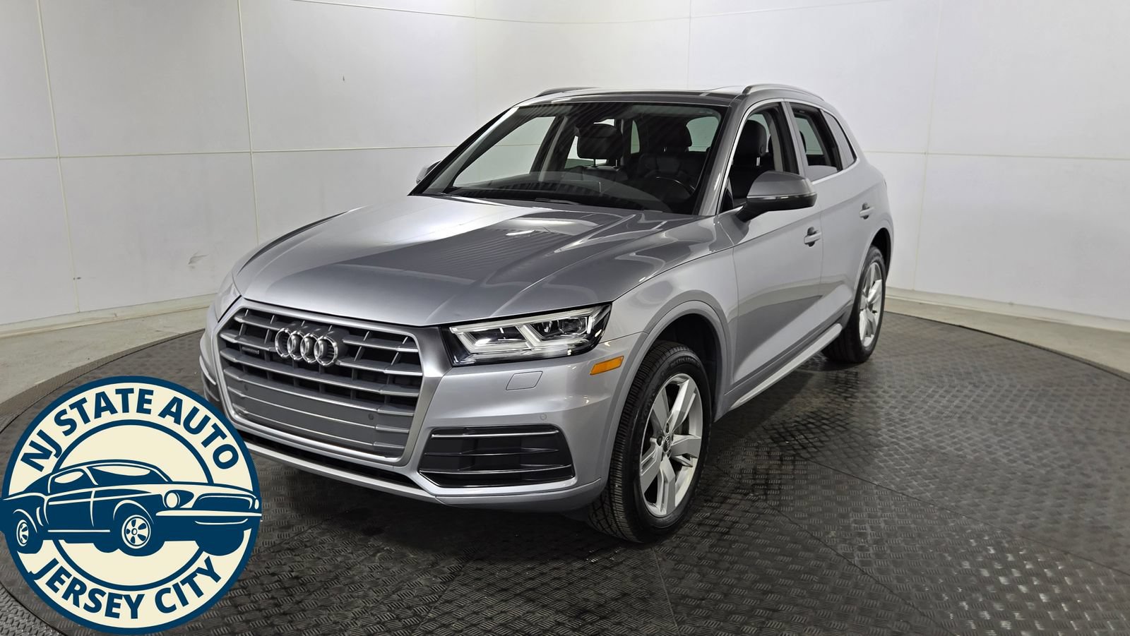Used 2018 Audi Q5 2.0T Premium Plus w/ Premium Plus Package AWD/4WD image 10