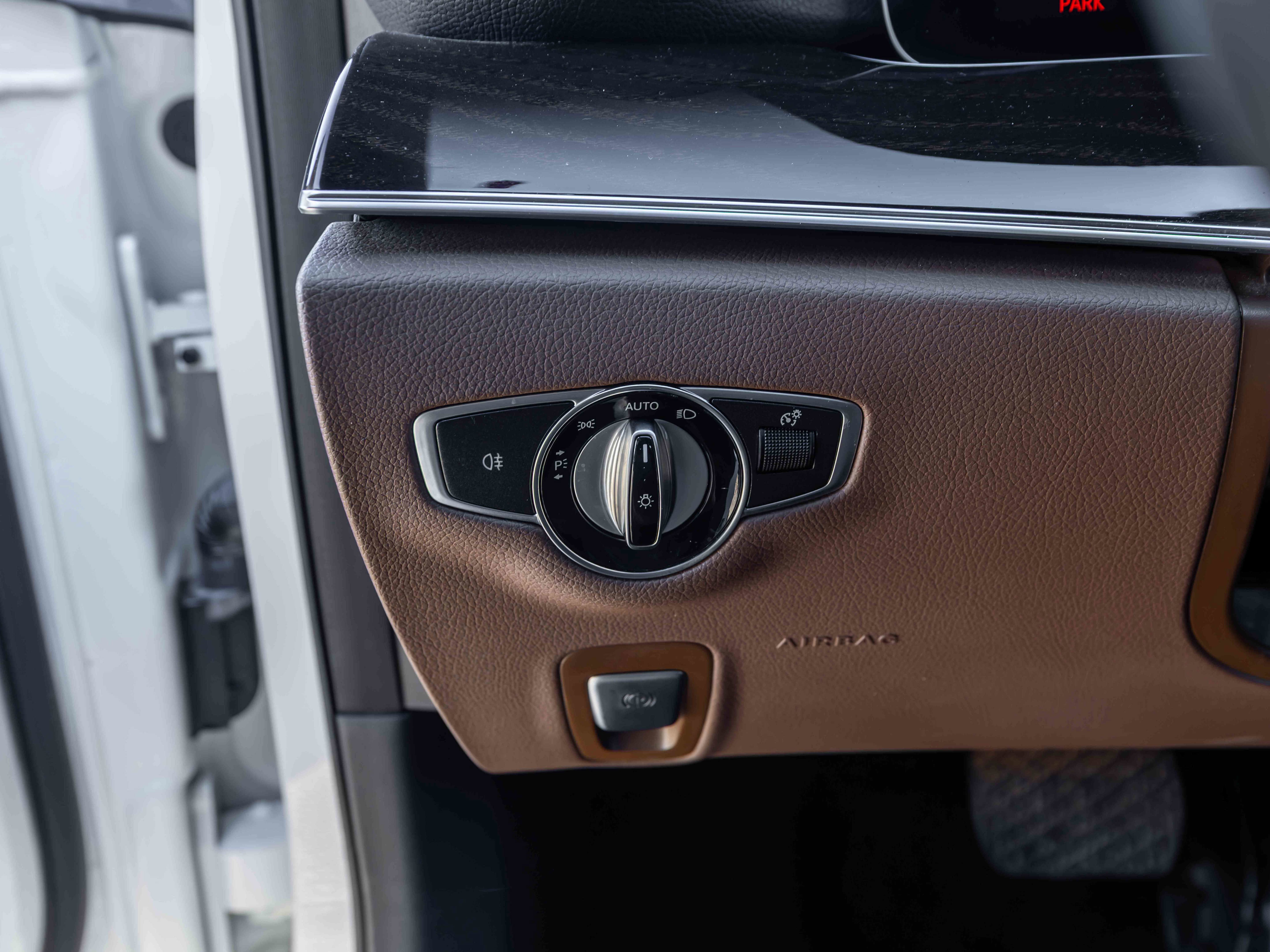 Used 2021 Mercedes-Benz E 350 Sedan w/ Premium Package image 61