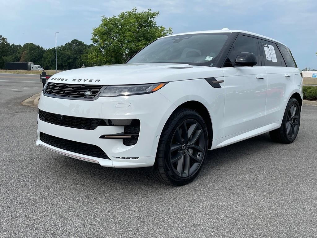 Used 2025 Land Rover Range Rover Sport Dynamic SE AWD/4WD image 3