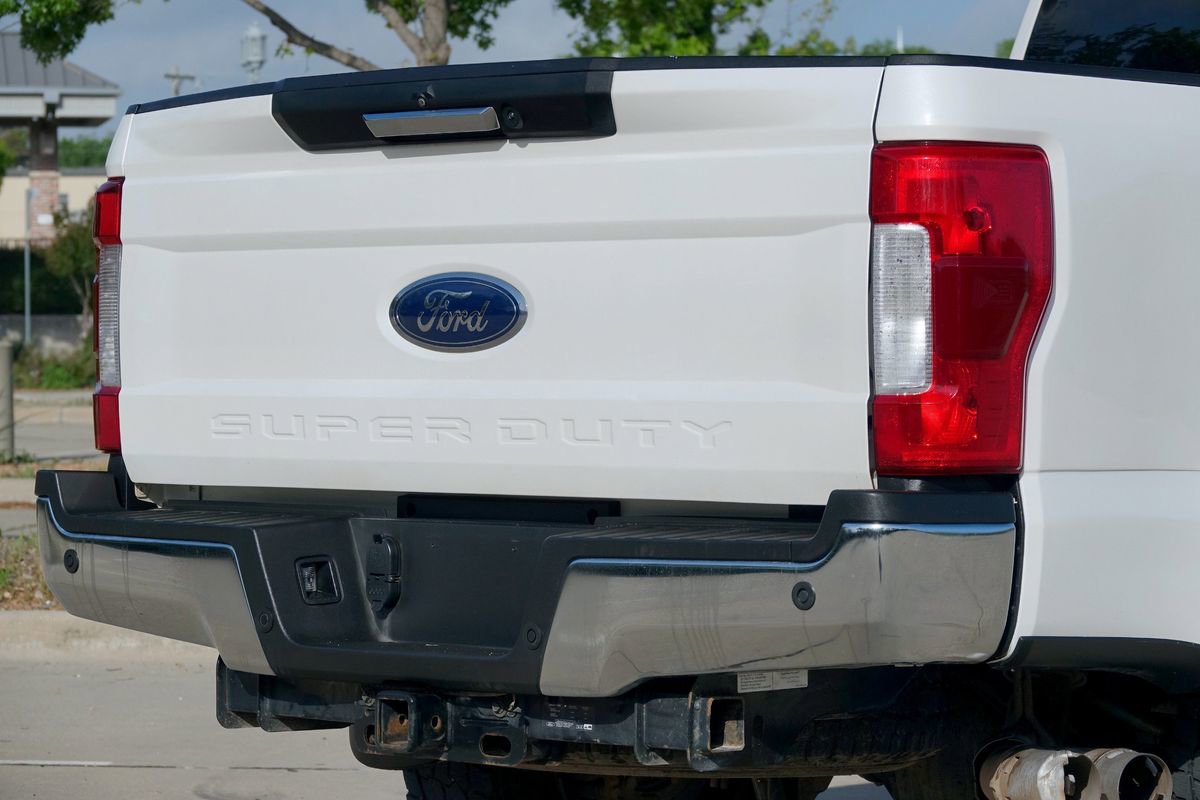 Used 2019 Ford F250 Lariat w/ Lariat Value Package AWD/4WD image 22