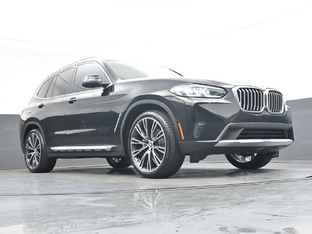 Used 2024 BMW X3 sDrive30i w/ Premium Package w/ZPA RWD image 32