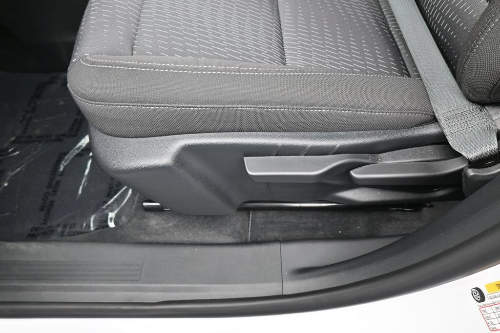 Used 2026 Chevrolet Equinox LT FWD image 17