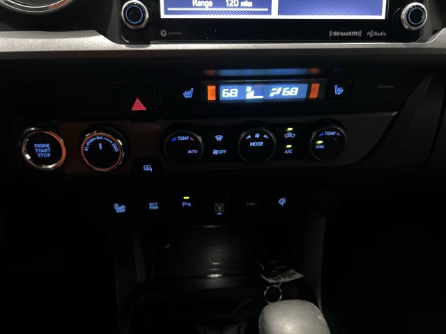 Used 2020 Toyota Tacoma TRD Off-Road w/ Technology Package AWD/4WD image 16