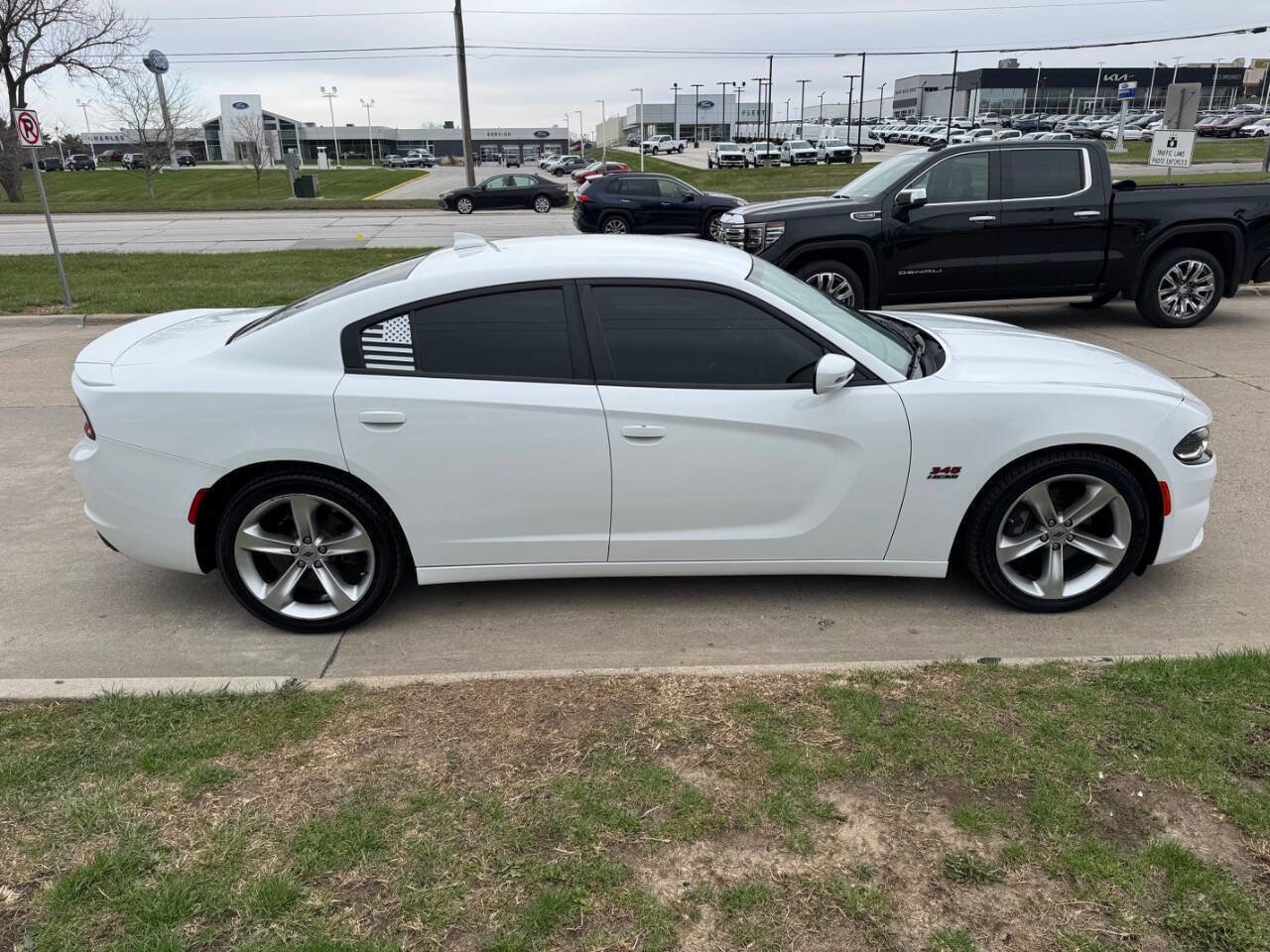 Used 2018 Dodge Charger R/T image 6