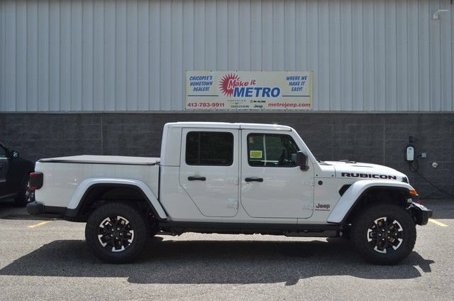New 2026 Jeep Gladiator Rubicon w/ Capability Package AWD/4WD image 9
