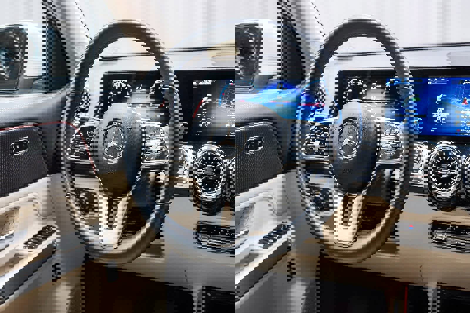 Certified 2022 Mercedes-Benz EQB 300 4MATIC image 17