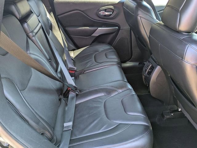 Used 2019 Jeep Cherokee High Altitude image 29