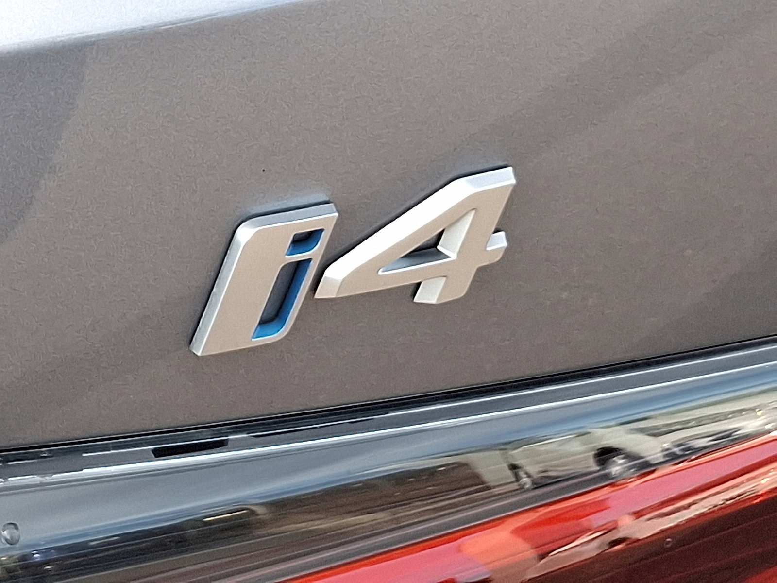 Used 2024 BMW i4 eDrive35 w/ Premium Package image 32