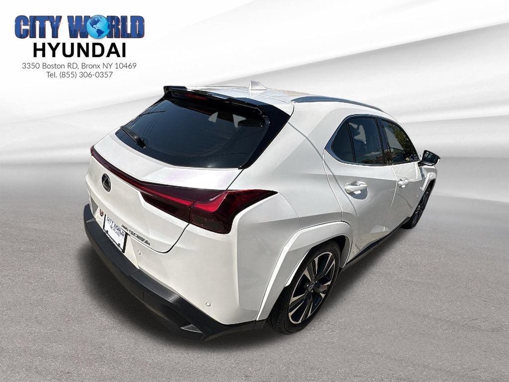 Used 2024 Lexus UX 250h AWD w/ Premium Package image 5