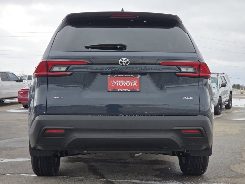New 2026 Toyota Grand Highlander XLE image 21
