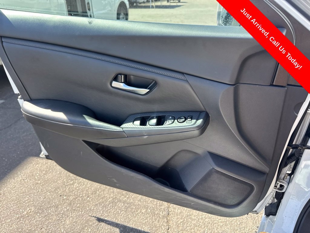 Used 2024 Nissan Sentra SV FWD image 18