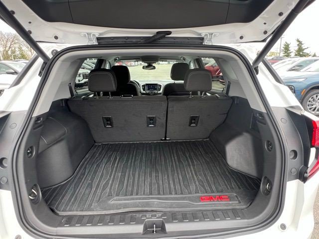Certified 2023 GMC Terrain SLE w/ Driver Convenience Package AWD/4WD image 7