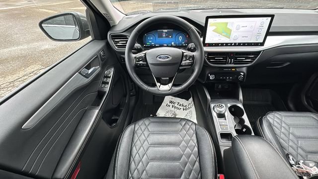 Certified 2024 Ford Escape PHEV w/ PHEV Premium Package image 14