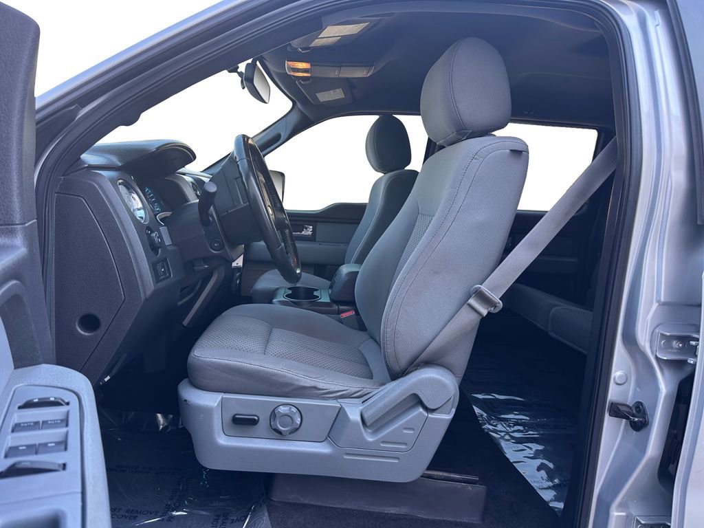 Used 2013 Ford F150 XLT w/ Luxury Equipment Group image 10