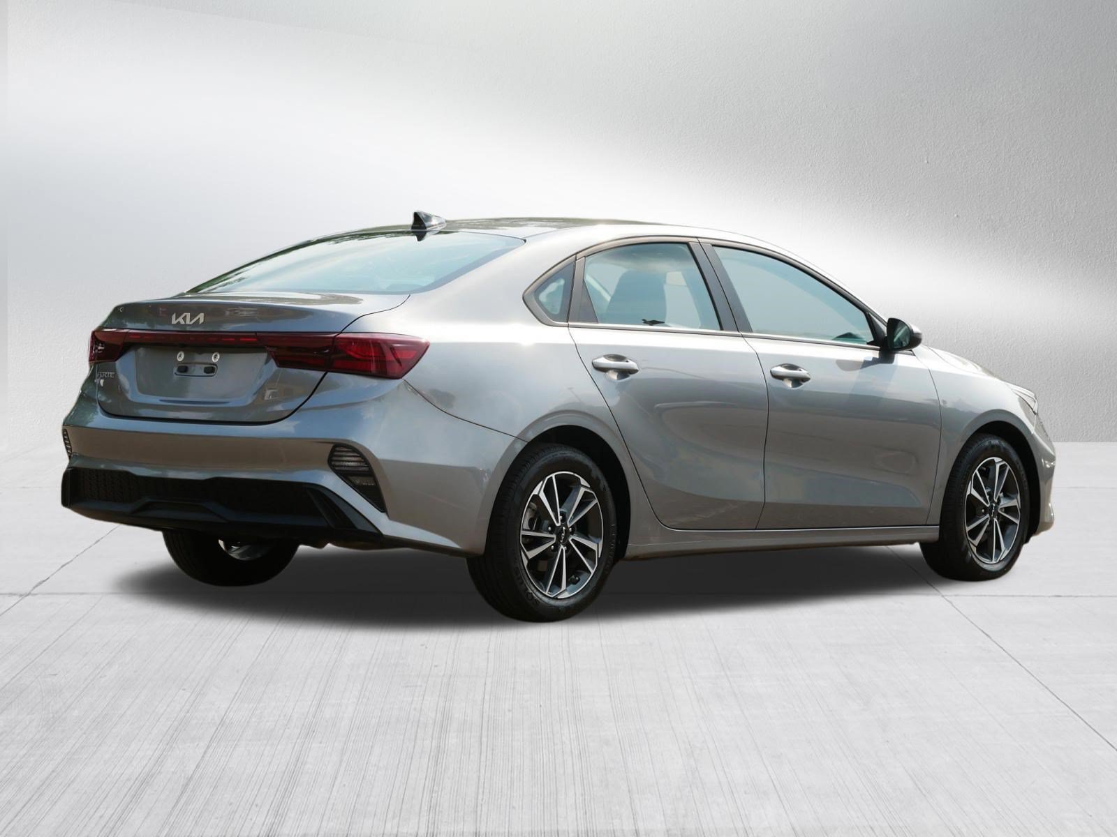 Certified 2023 Kia Forte LXS w/ LXS Technology Package FWD image 7