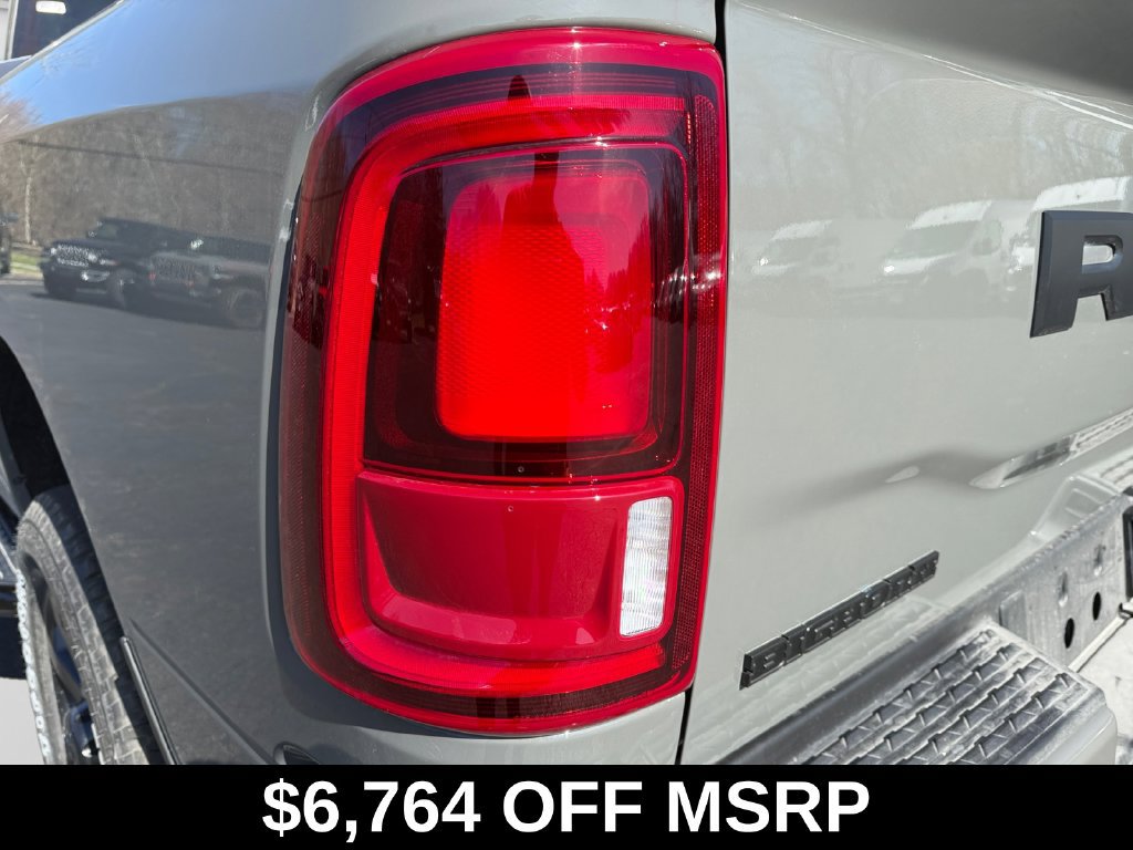 New 2026 RAM 3500 Big Horn AWD/4WD image 21