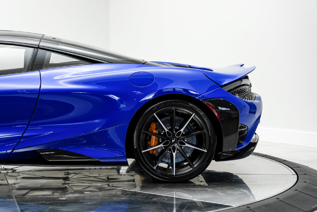 Used 2021 McLaren 765LT RWD image 14